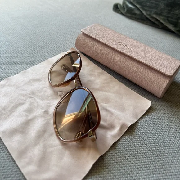 Chloé Brown Gradient Square Sunglasses with Pink Case - Picture 3 of 8